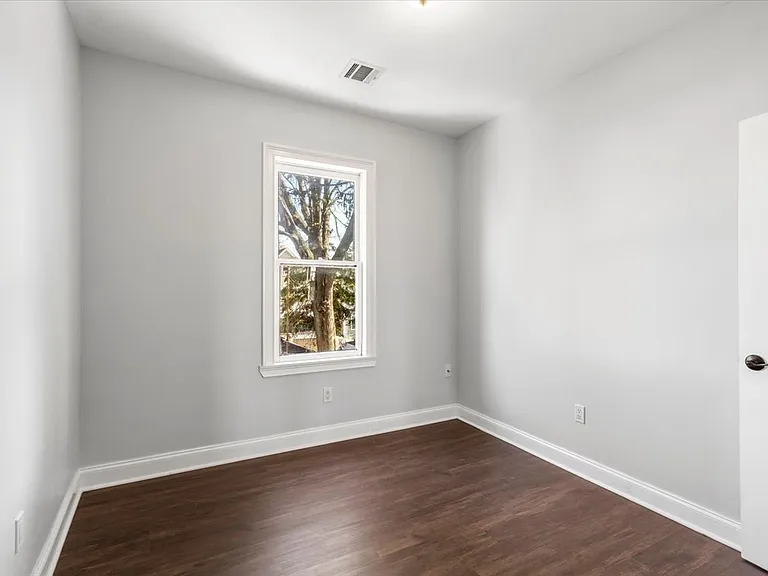 322 Rutherford Blvd #2 — Photo 13