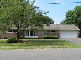 5 Contour Dr, Cheshire, CT 06410