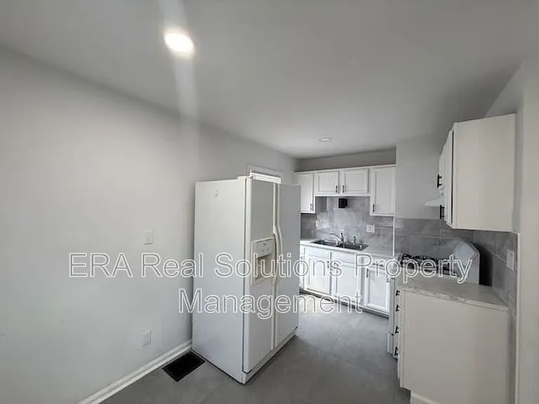 2217 Grasmere Ave — Photo 6