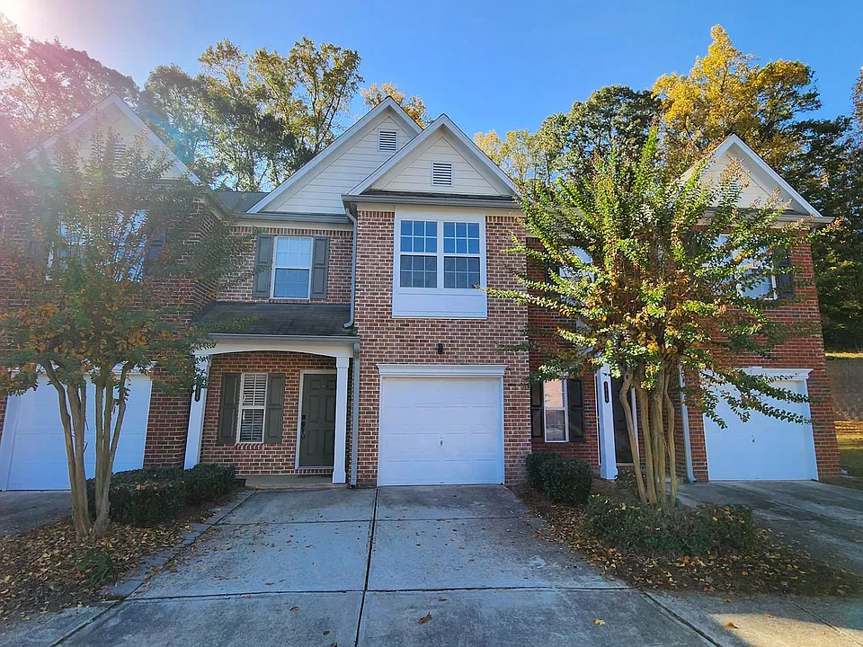 3854 Pleasant Oaks Dr