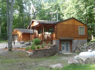 N10577 Parkway Rd, Crivitz, WI 54114