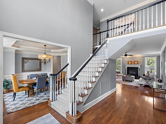 5th image of 824 Magalloway Dr
