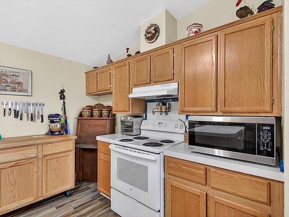 5th image of 483 Wren Ridge Dr