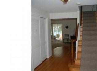 119 Old Carriage Rd, Cherry Hill, NJ 08034