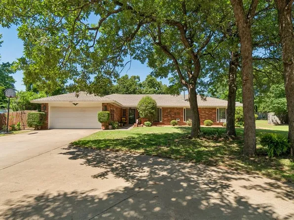 4409 Martin Dr, Edmond, OK 73034