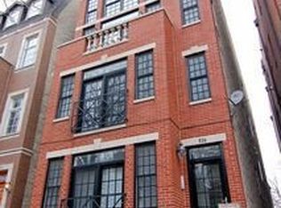 816 W Buckingham Pl, Chicago, IL 60657