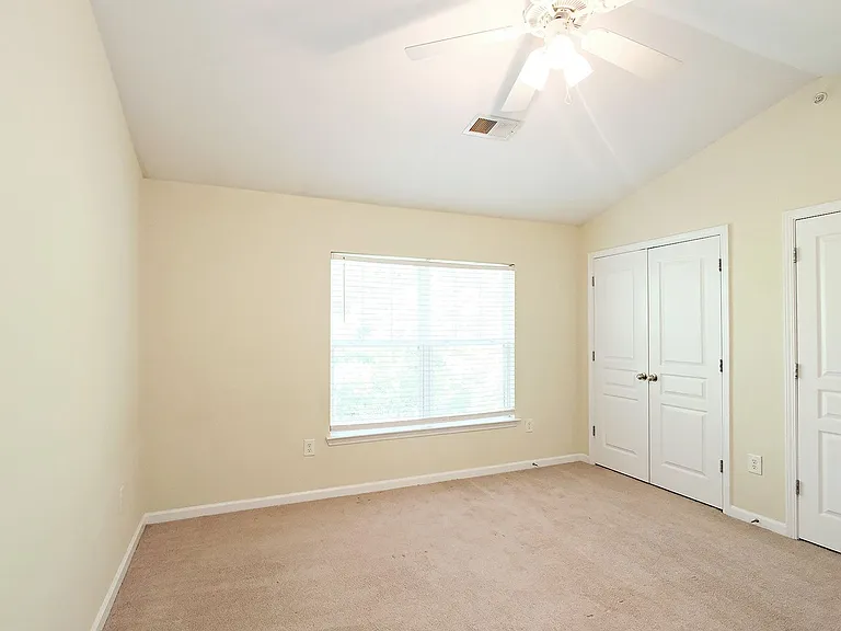 1850 Candlewood Ct #205 — Photo 7