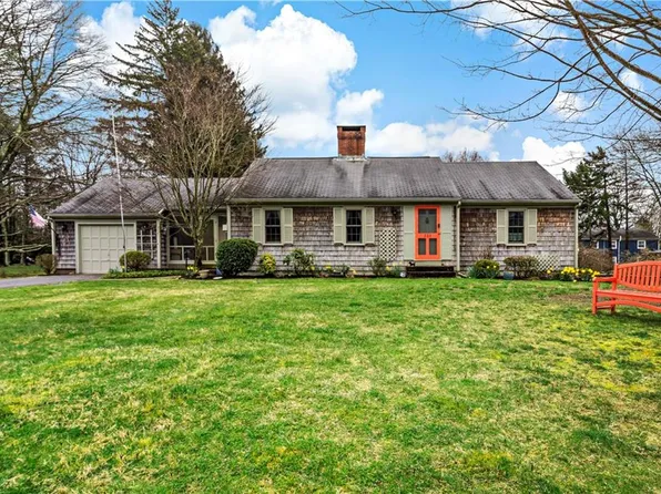 226 Kenyon Ave, East Greenwich, RI 02818