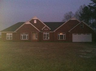 108 Jimmie Ln, Kingstree, SC 29556