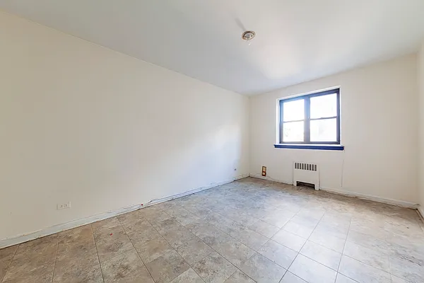 Sold by Silversons Realty LLC | media 8