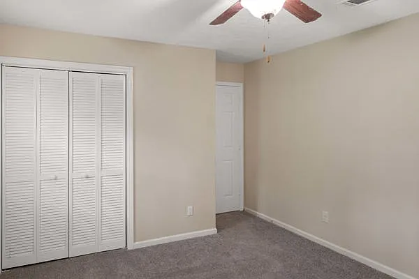 715 Cool Brook Ct — Photo 16