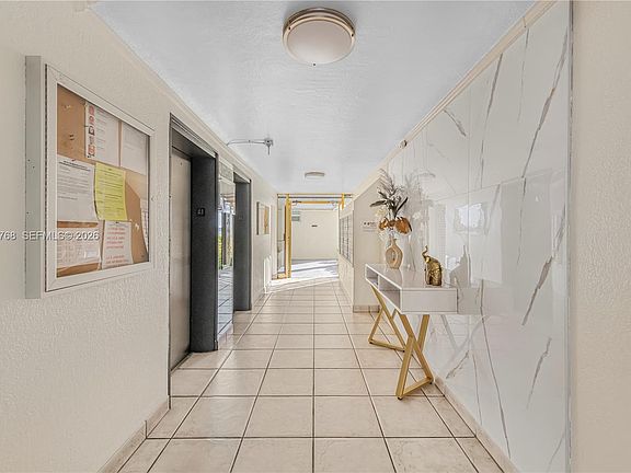 3rd image of 3020 Marcos Dr APT S109