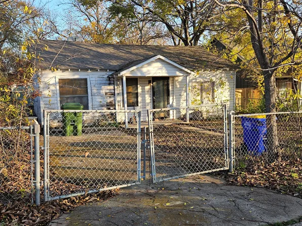 8124 Tinsley Ln, White Settlement, TX 76108