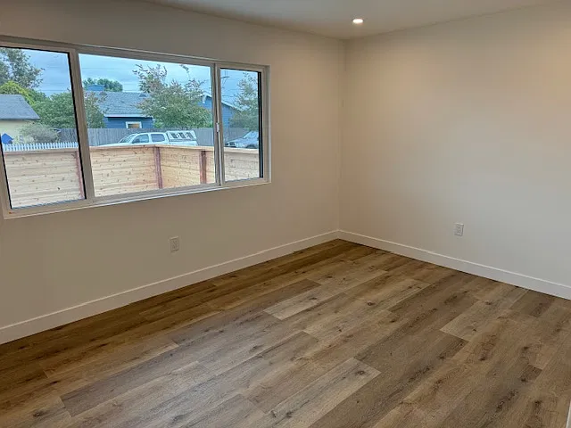 3 bed, 1200 sqft, $4,300 — Photo 4