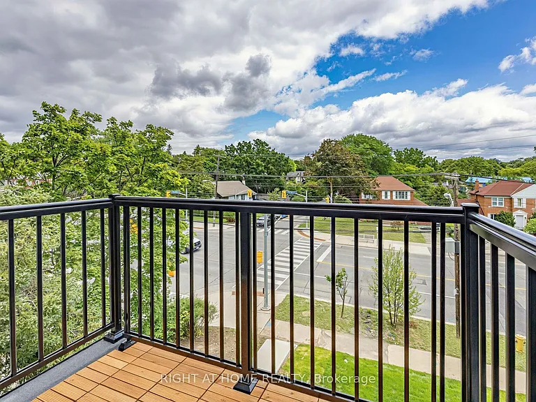 1416 Islington Ave #B — Photo 18