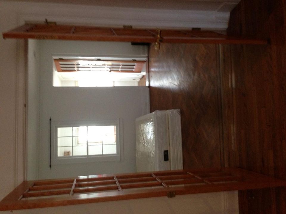 2nd image of 2236 43rd St APT 1