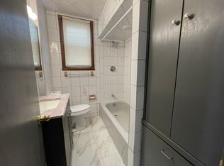 38 W 12th St #1E, Bayonne, NJ 07002