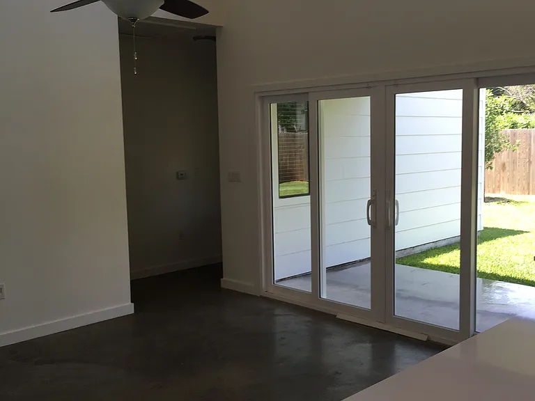 914 Morrow St — Photo 11