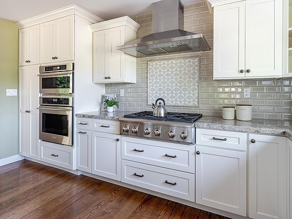 2nd image of 3488 Brookdale Blvd