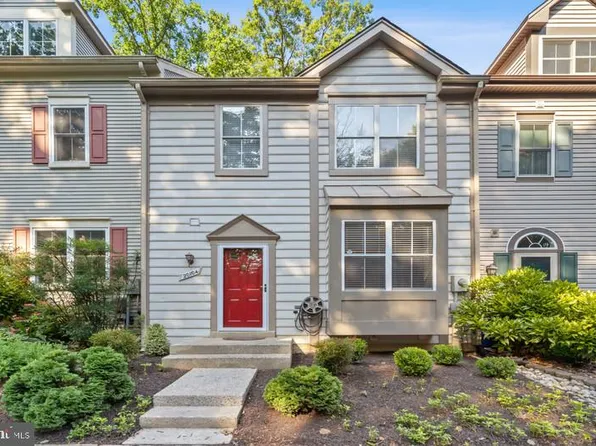 20104 Timber Oak Ln #213, Germantown, MD 20874