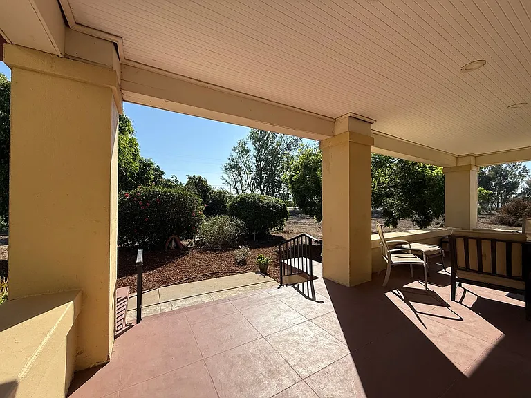 4645 Walnut Ave — Photo 24