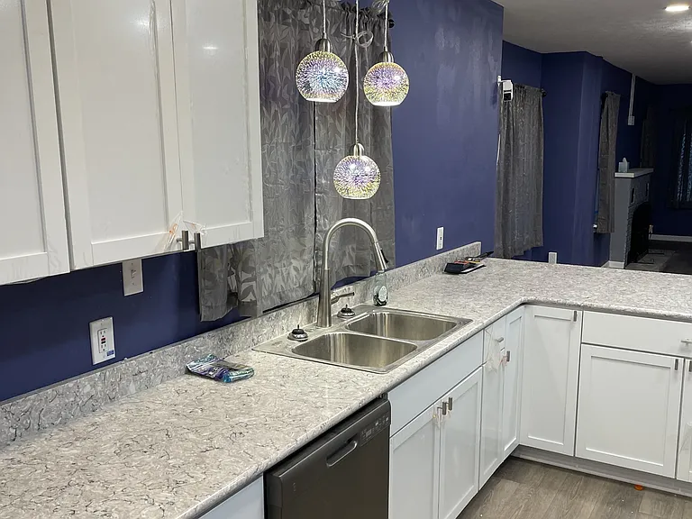 3802 E Seedling Mile Rd — Photo 4