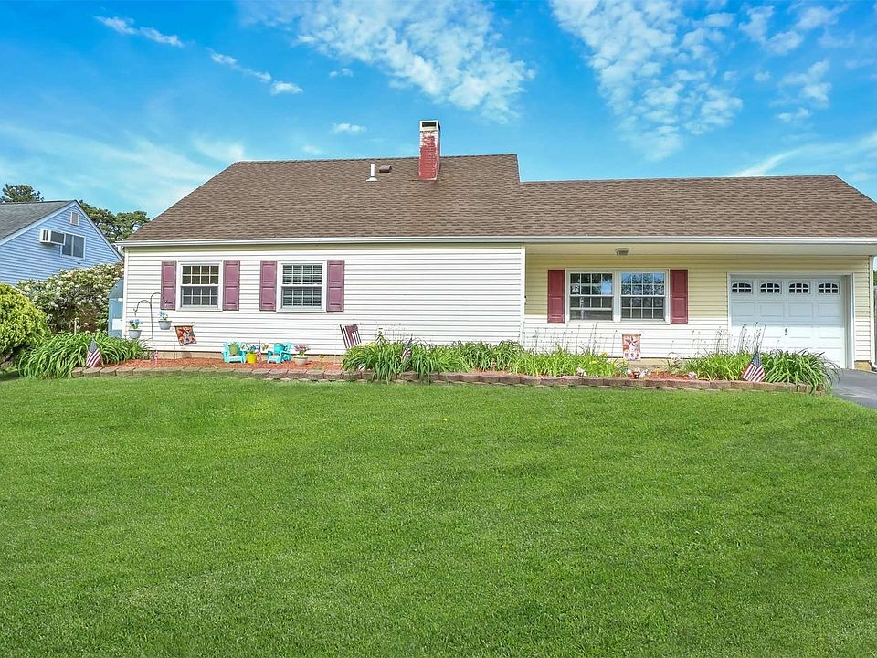 1st image of 12 Meyer Ln