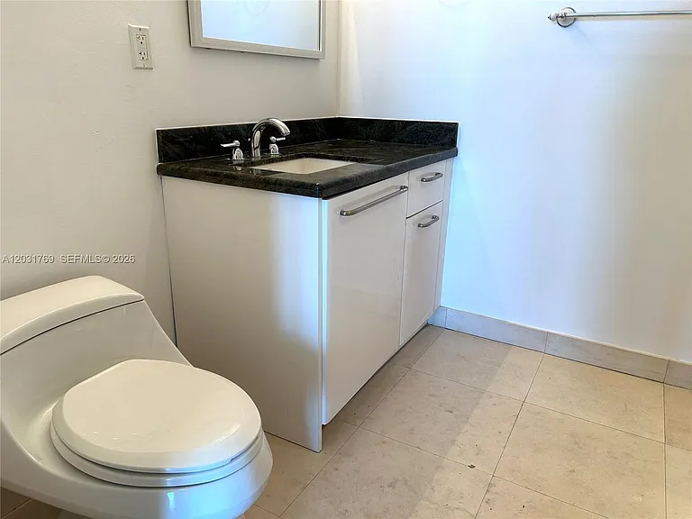 7934 West Dr #705 — Photo 35