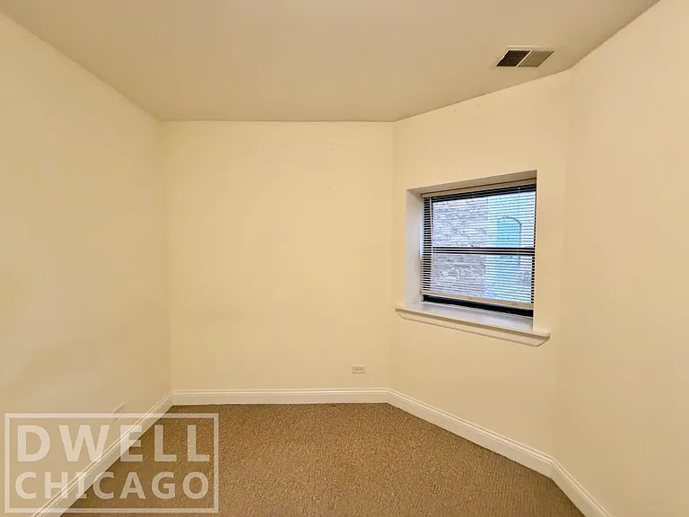 2822 N Albany Ave #G — Photo 13