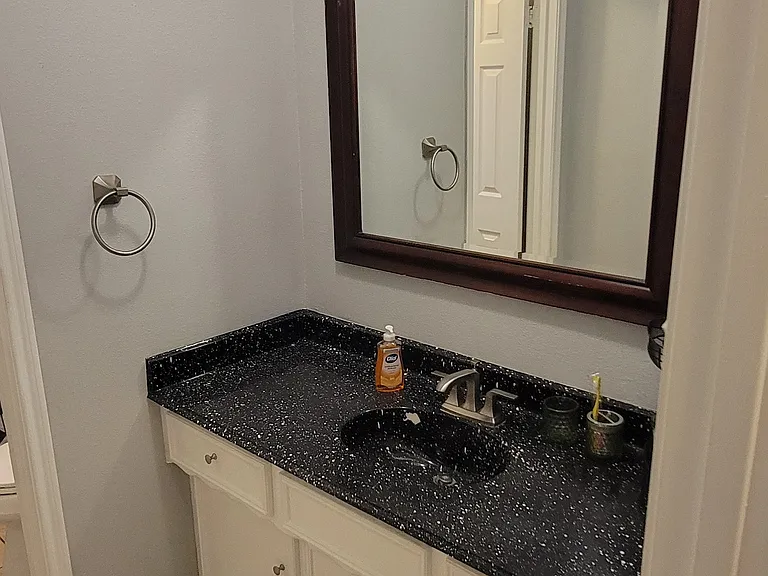 Cedarcliff Dr — Photo 25