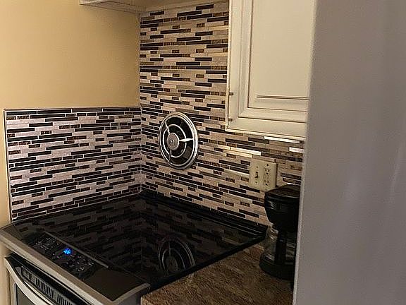 5th image of 2106 Pauline Blvd APT 204