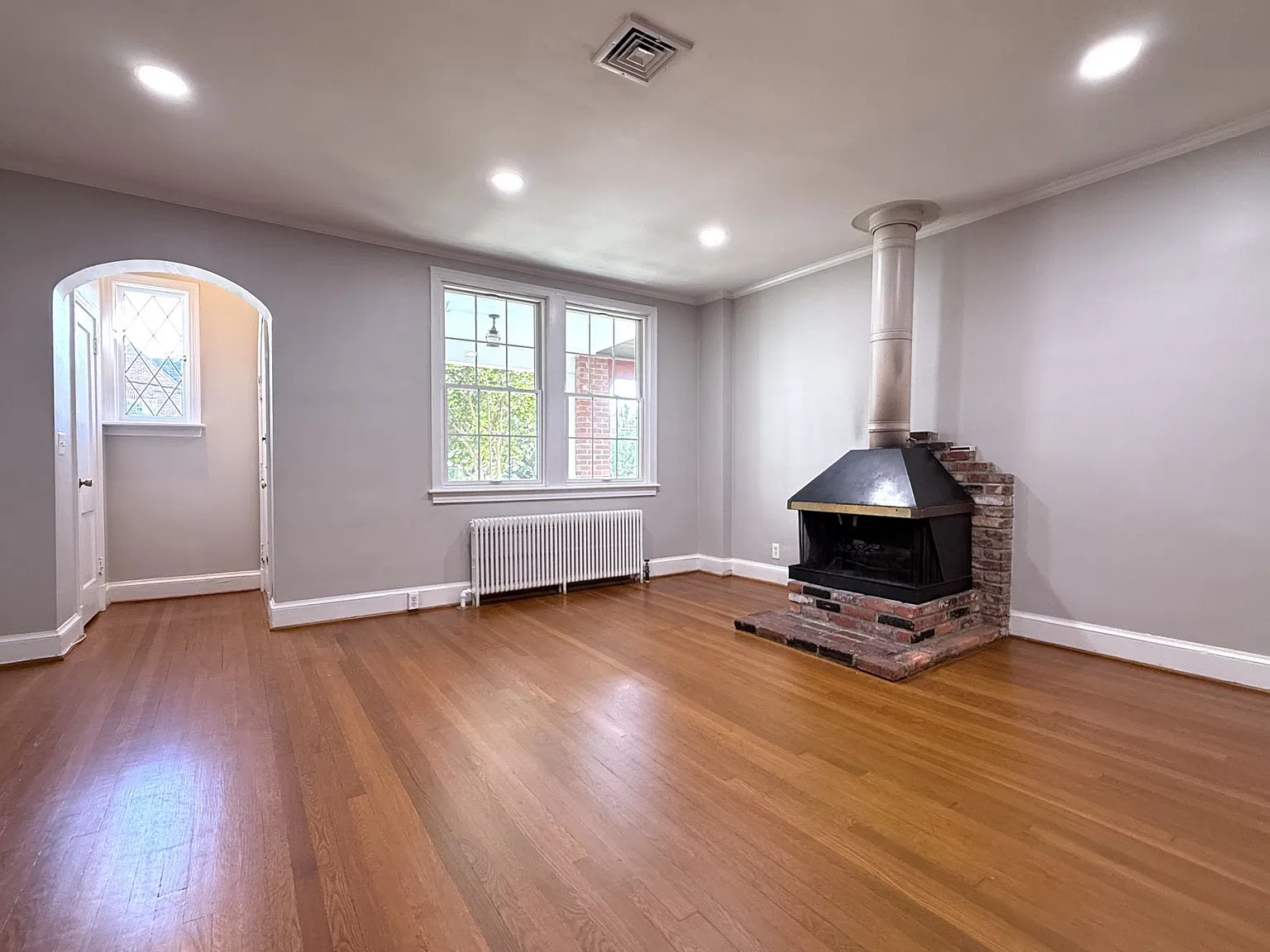 3843 Calvert St NW (DC) - 1 — Photo 4