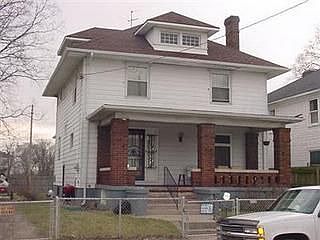 1st image of 250 S Euclid Ave