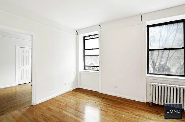 Rented by Bond New York | media 14