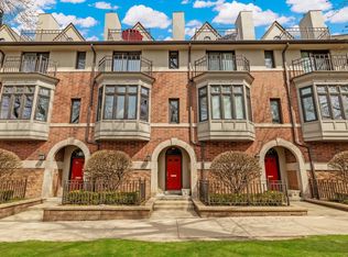 1008 E Lyon St, Milwaukee, WI 53202