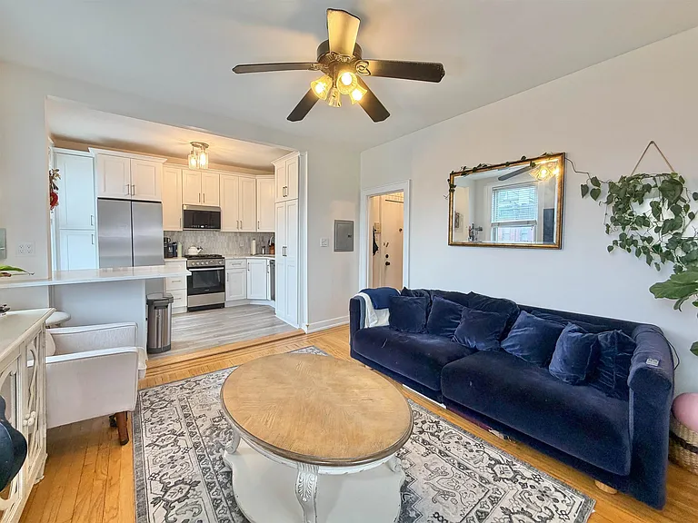 740 Washington St #6 — Photo 15