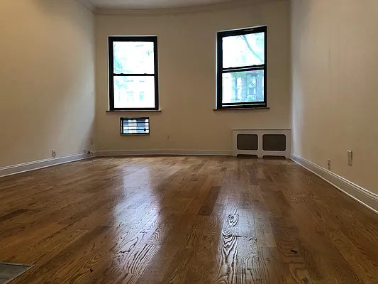 Rented by One New York Realty Inc | media 3