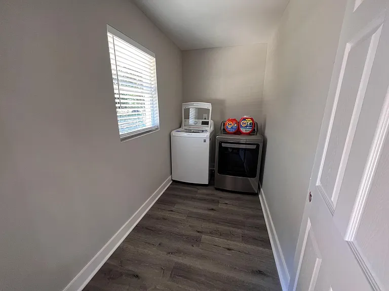 352 S Dean Rd — Photo 10