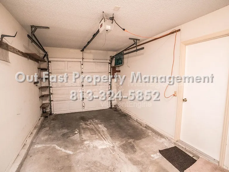 2764 Kavalier Dr — Photo 28