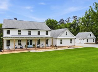 180 Laurel Ridge Ln, Ball Ground, GA 30107