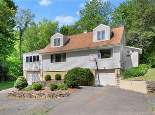 5 Beech St, Derby, CT 06418