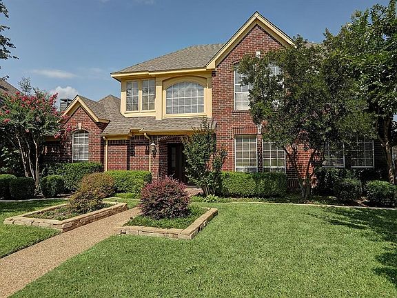 2nd image of 2517 Meadow Hills Ln
