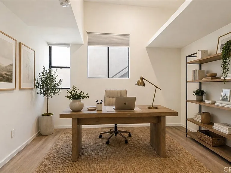 5226 Medina Rd — Photo 14