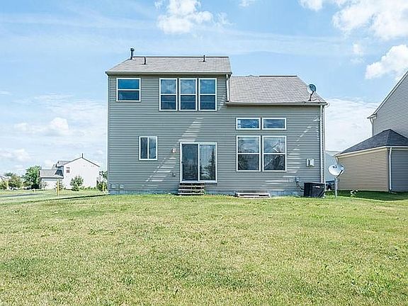 3rd image of 7970 Berwick Dr