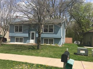 3726 9th Ave SW, Rochester, MN 55902