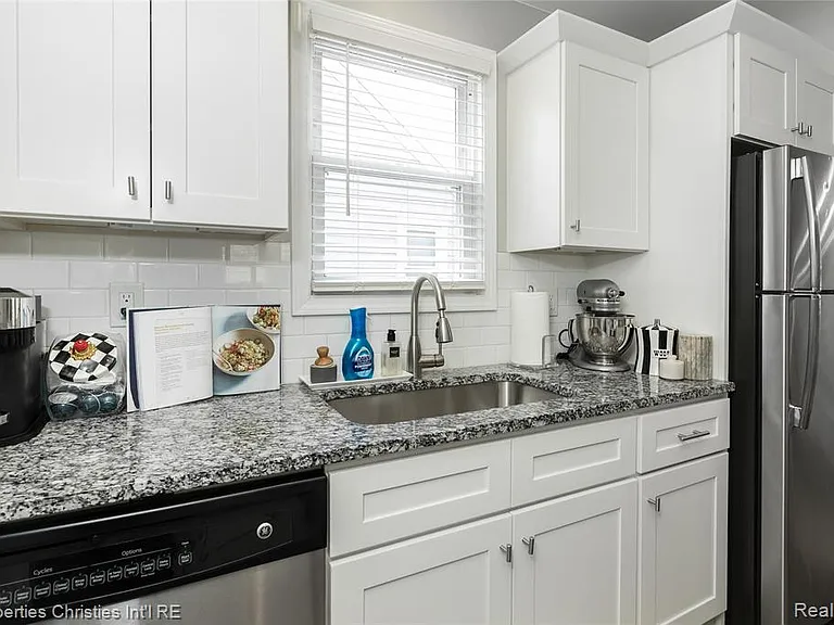 508 Marlin Ave — Photo 11