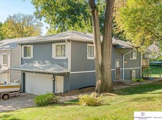 1404 Warren St, Bellevue, NE 68005