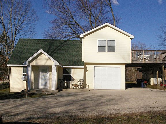 2nd image of 26290 W Forest Ct