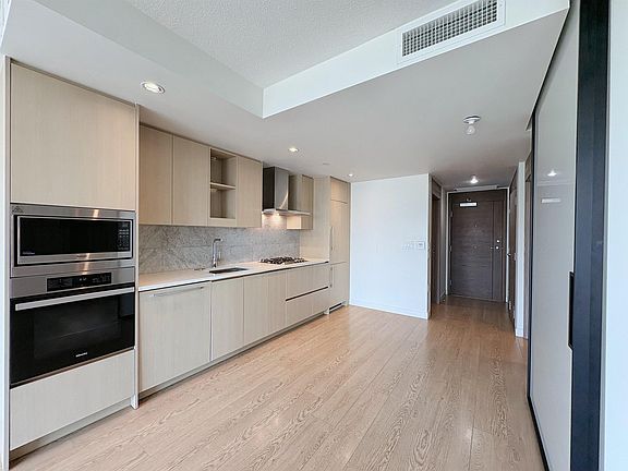 4th image of 87 Nelson St #886