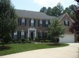 5676 Wrenfield Ct, Charlotte, NC 28277